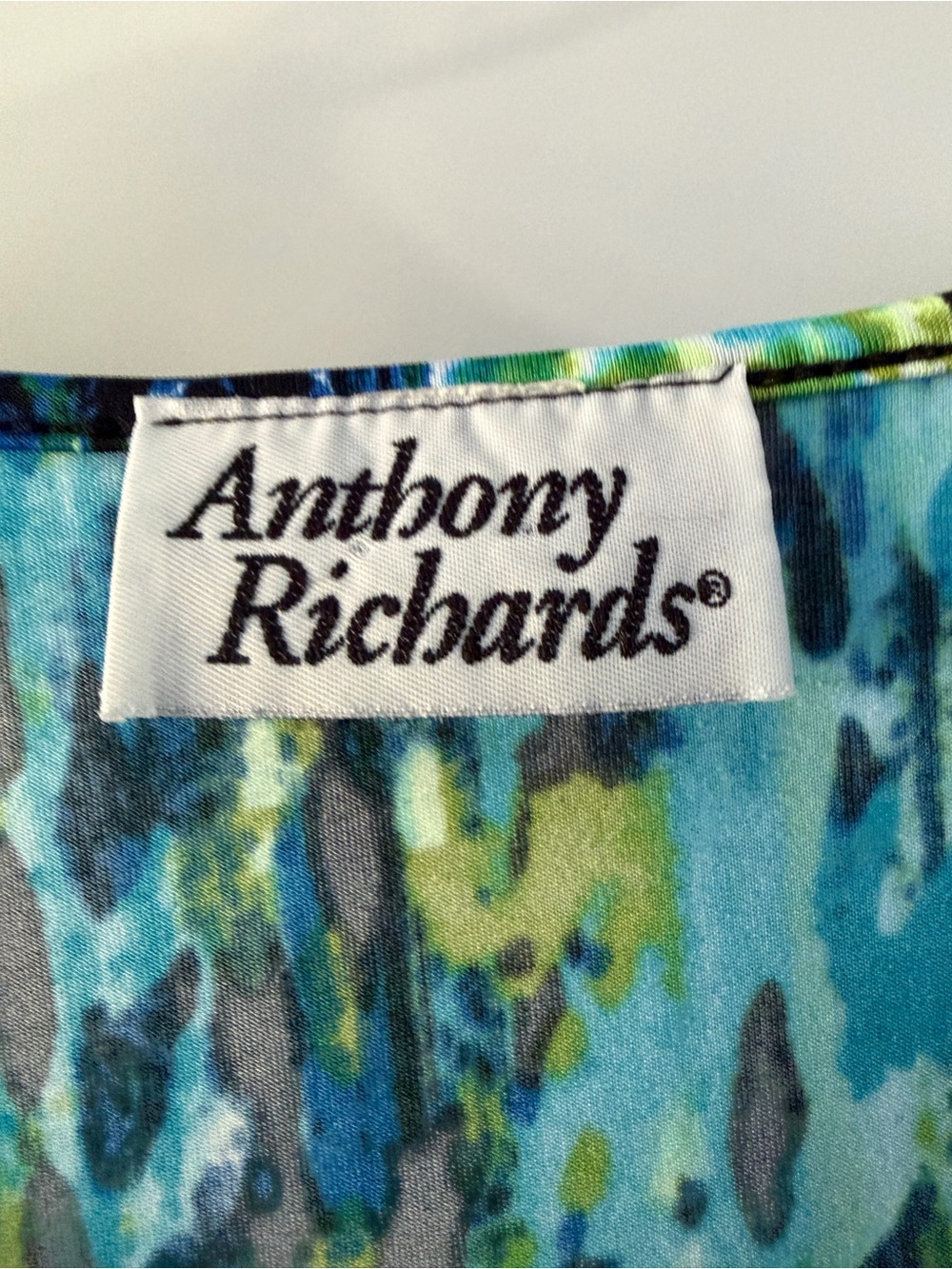 Anthony Richards Teal, Blue & Lime Abstract Animal Print Top - Picture 4 of 5